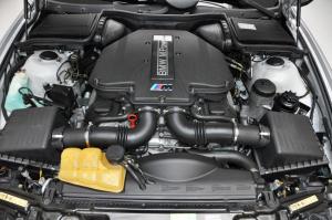 BMW M5 2001 года  (EU)